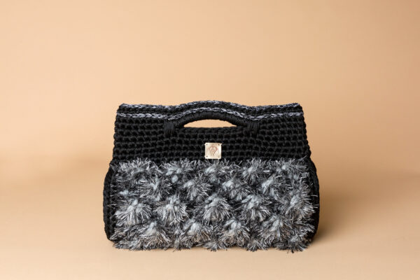 crochet handbag in black and white
