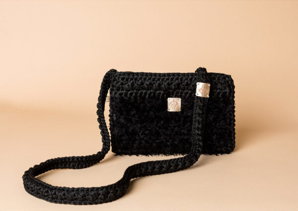 knitted bag petit in black