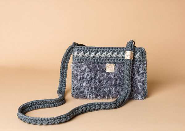 knitted bag petit in grey