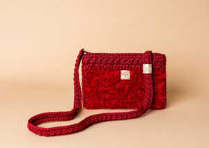 knitted bag petit in red