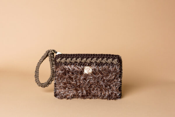 crochet bag in brown