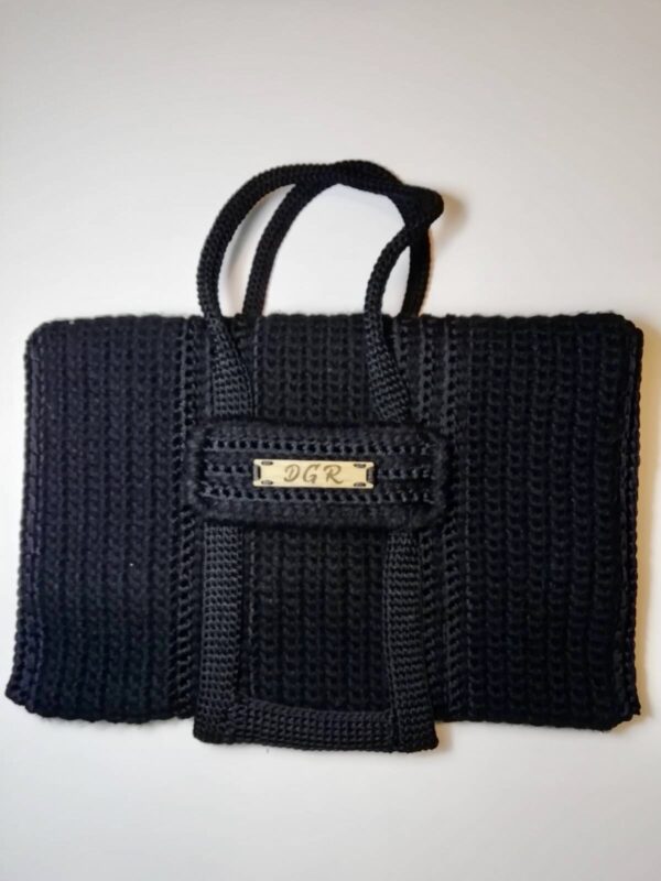 Crochet bag in black