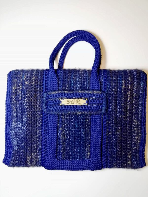 "Curly Horse" crochet bag electric blue