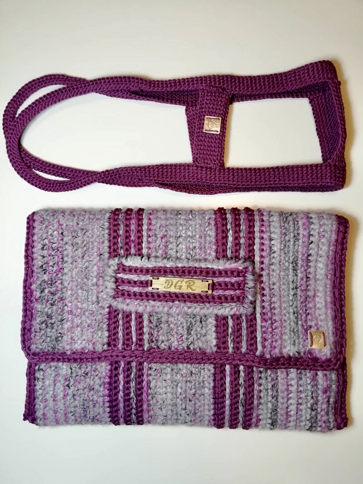 Crochet Bag in grey/fuchsia Crochet Bag in grey/fuchsia