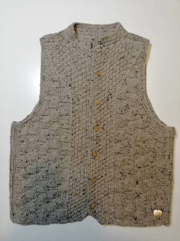 knitted vest in light beige